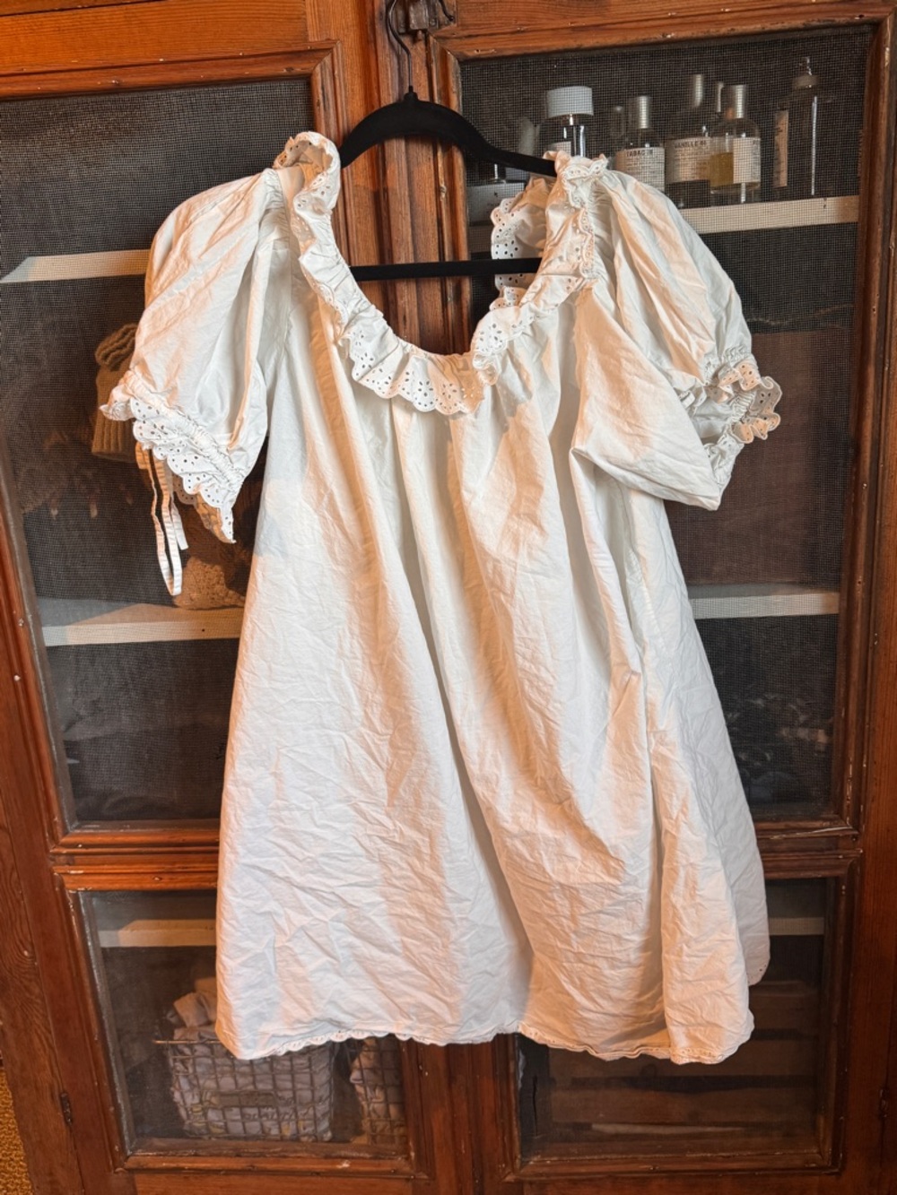 Doen White Eyelet Puff Sleeve Mini Dress - Picture 2 of 3
